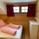公寓 Der Waidachhof Zillertal 海因岑贝格