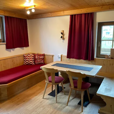 شقة Der Waidachhof Zillertal *