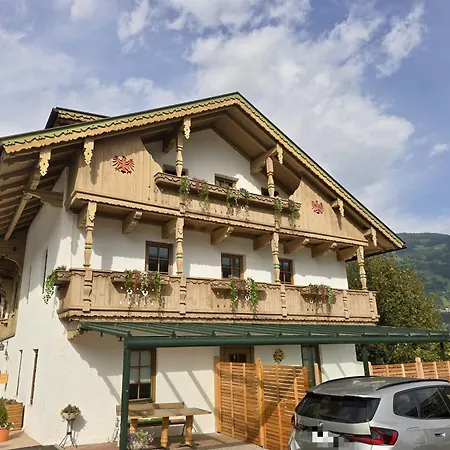 Der Waidachhof Zillertal Apartamento *